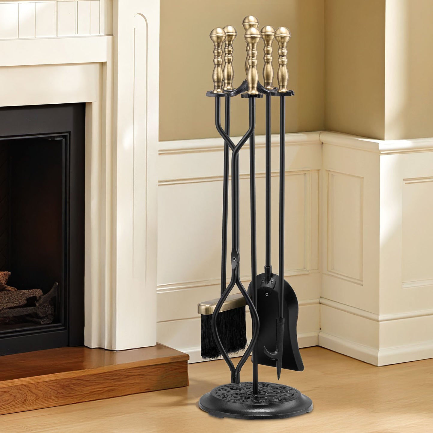 Eldstadsverktygsset, 5-delars eldstadsverktygsset och hållare med femstiftsställ, tång, askspade, borste, eldstadspoke, smidesjärnstillbehör till eldstad för inomhus-/utomhusbruk, svart och mässing