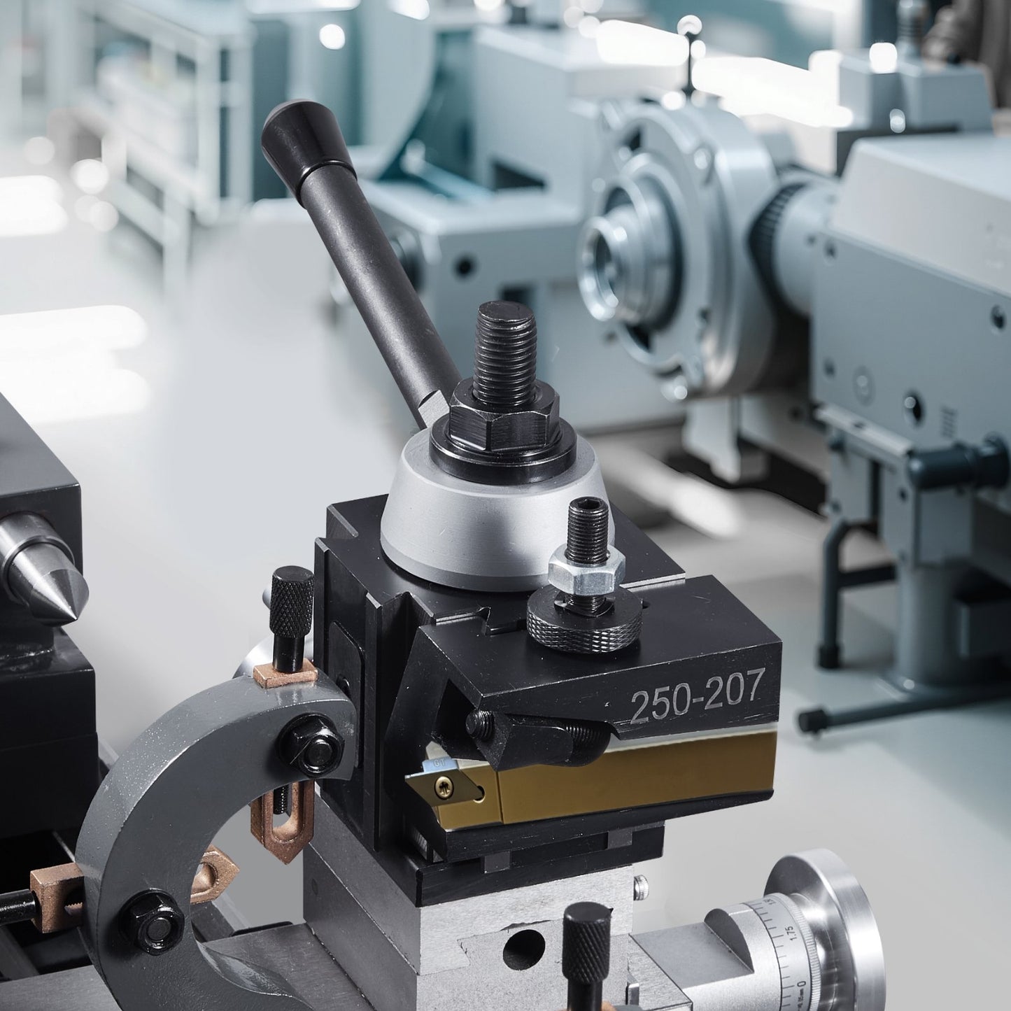 Snabbväxlingsverktygsstolpe, 8 delar, inkluderar svarvhållare, kilformad verktygsstolpe med tillbehör till svarvverktygshållare, passar för minisvarv och metallsvarv 152–305 mm (6"–12") sväng, hållbart stålmaterial