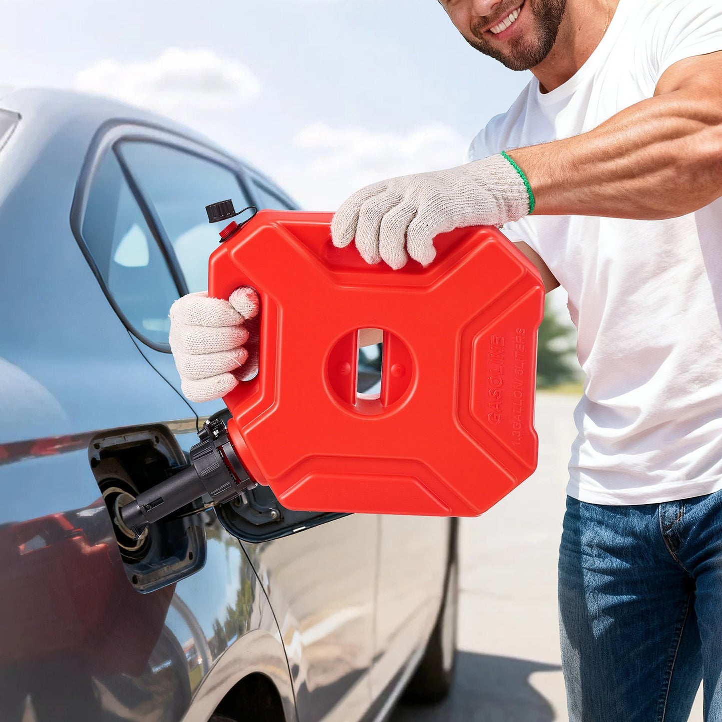 Bränslebehållare, 5 l, bensindunk med pip och låsbart fäste, 15 l/min maxflödeshastighet, säker och läckagesäker, bärbar platt vätskebehållare för de flesta bilar, motorcyklar, ATV, UTV, röd