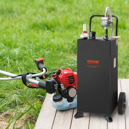 30-gallons bensinbehållare, bränsletank med hjul, bärbar bränslebehållare med manuell överföringspump, bensin- och dieselbehållare för bilar, gräsklippare, fyrhjulingar, båtar, mer, svart
