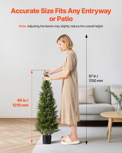 Konstgjorda topiary cederträd, 2 set 1219 mm konstgjorda tallbuskar, konstgjorda sidenträd ser äkta ut, enkel montering för dekoration veranda utomhus uteplats trädgård balkong bakgård inomhus kontor